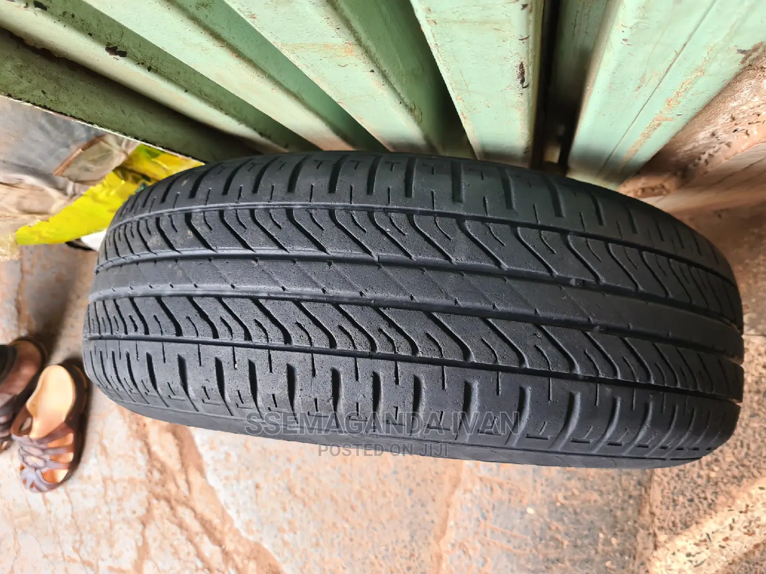 185/70r14 Very Good Used Dunlop Tire