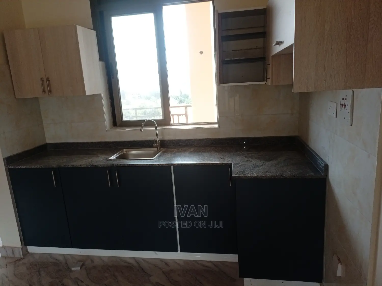 Wavy Grey Granite/Marble