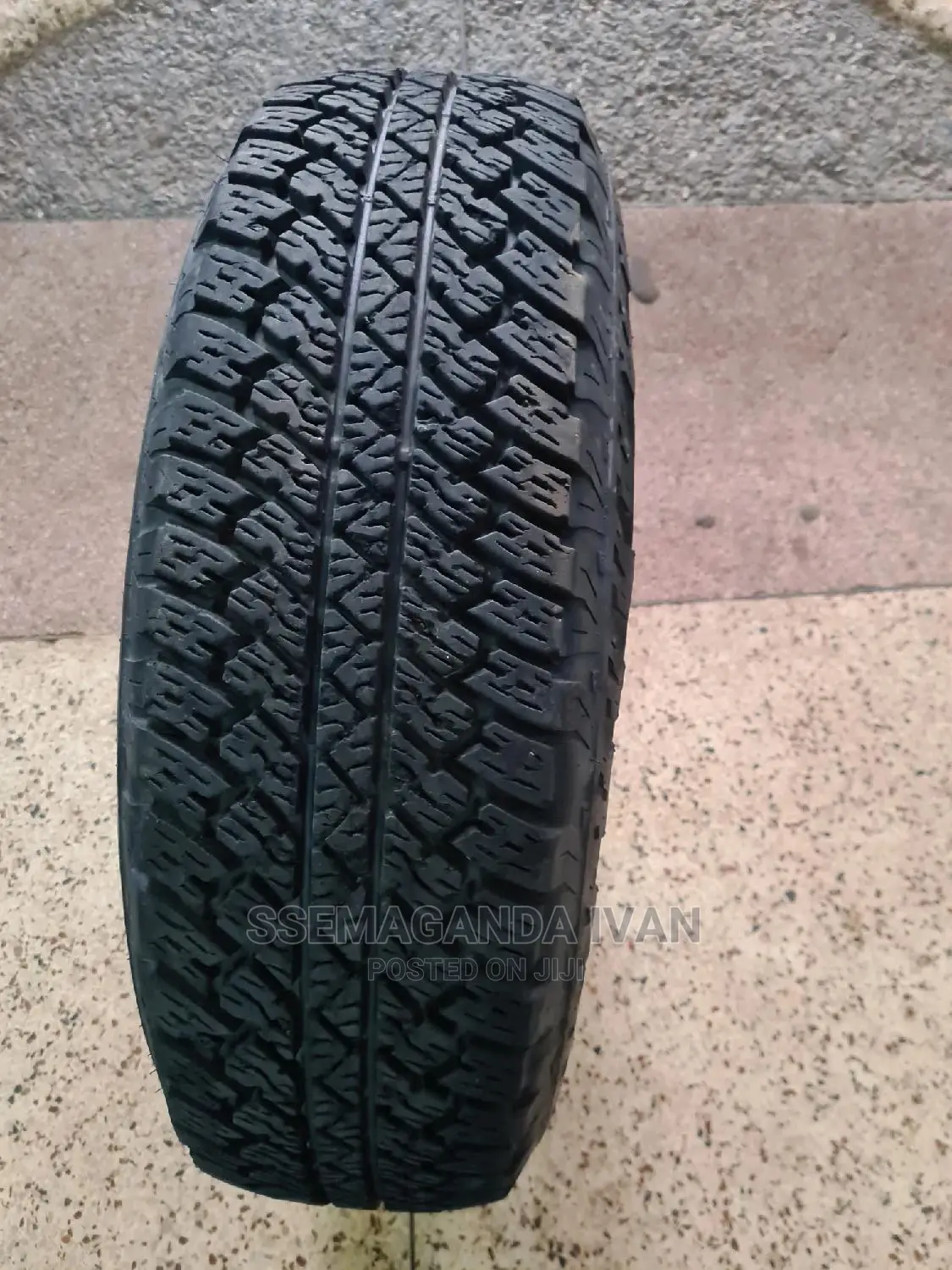 245/75r17 Bridgeston Used Tire