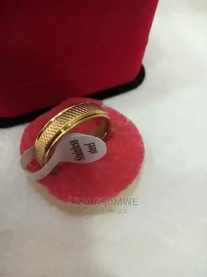 Quality Wedding Rings Available for the Men