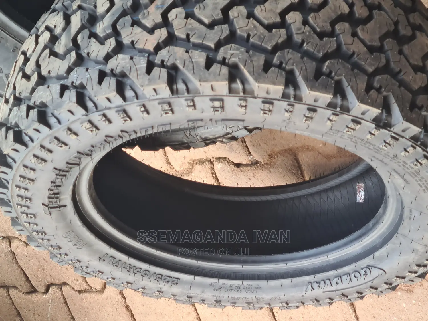 225/65r17 Grabbeur