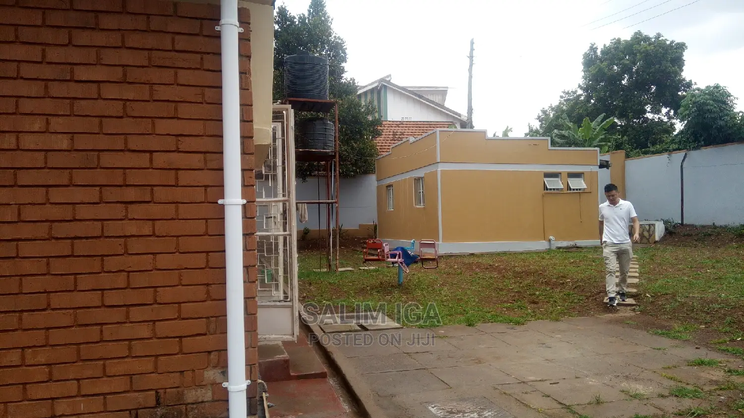 4bdrm Bungalow in Kololo Property, Central Division for Sale