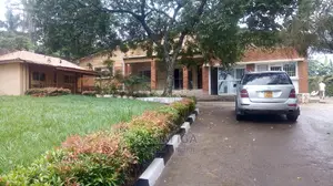 4bdrm Bungalow in Kololo Property, Central Division for Sale