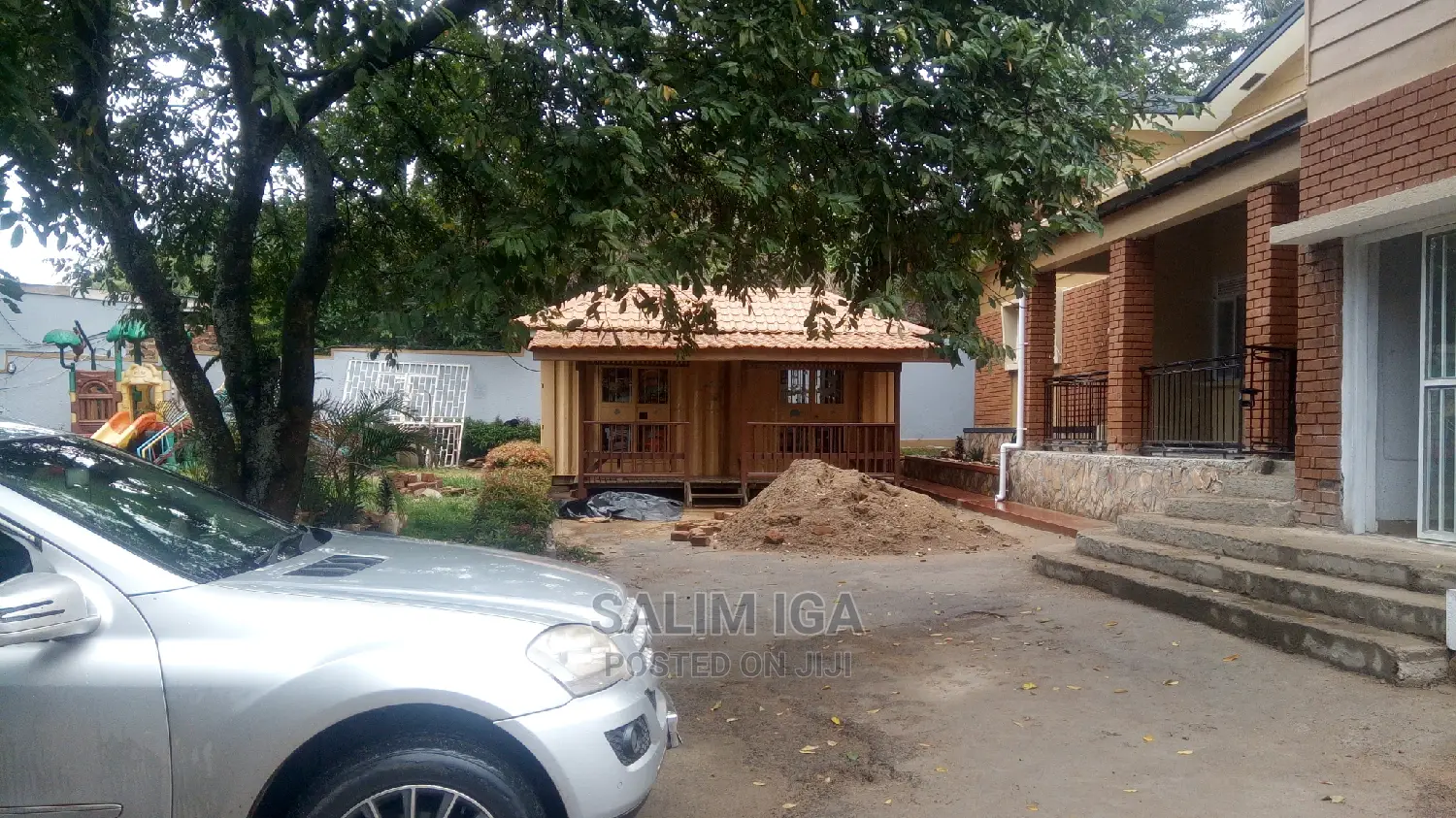 4bdrm Bungalow in Kololo Property, Central Division for Sale