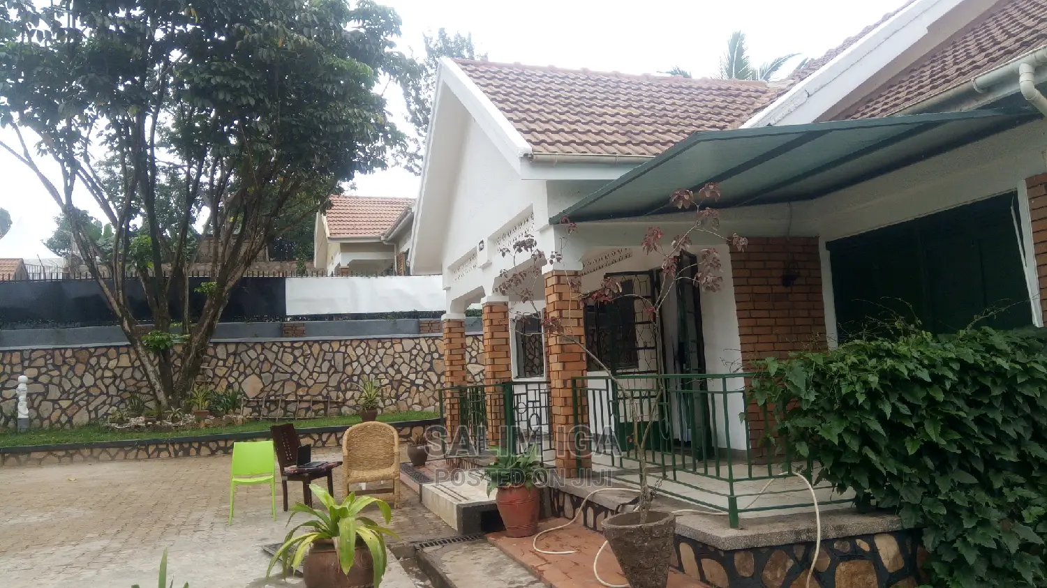 Furnished 3bdrm Bungalow in Kololo Property, Central Division for Rent