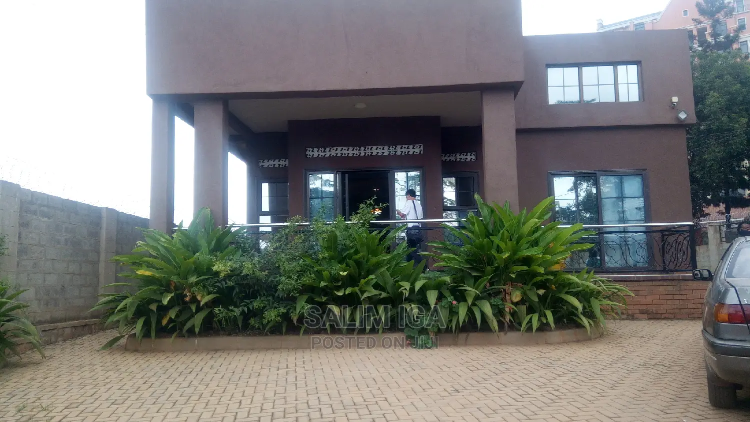 2bdrm Bungalow in Kololo Property, Central Division for Rent