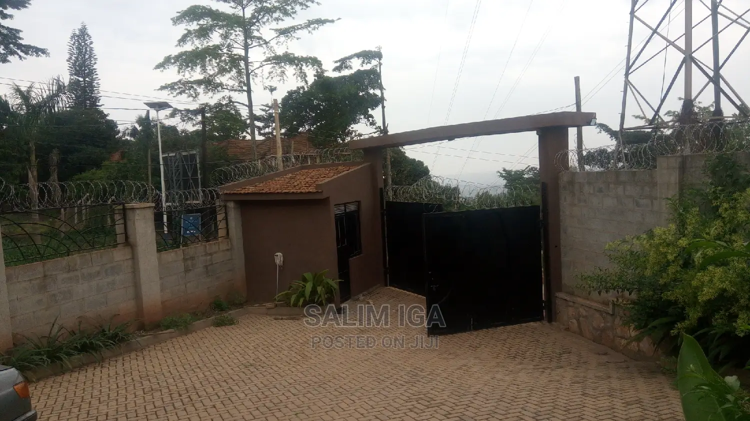 2bdrm Bungalow in Kololo Property, Central Division for Rent
