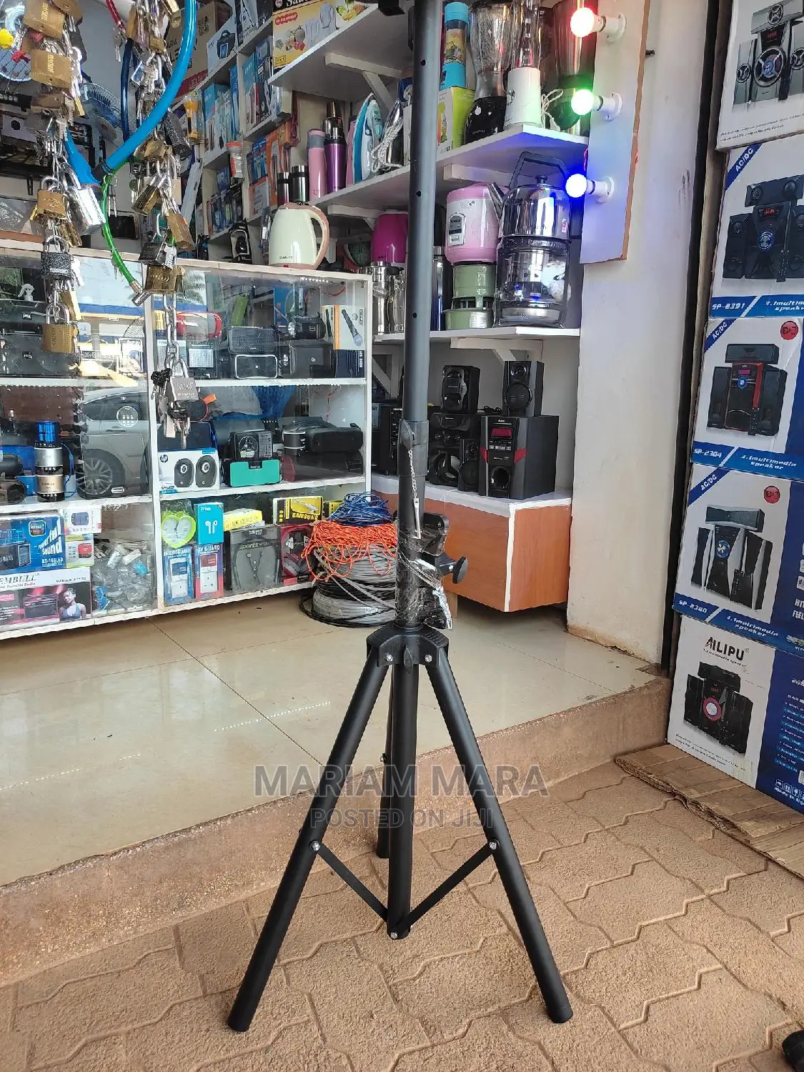 Speaker Stand