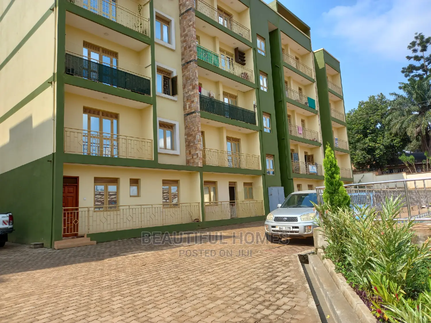 Furnished 2bdrm Condo in Bukoto, Central Division for Sale