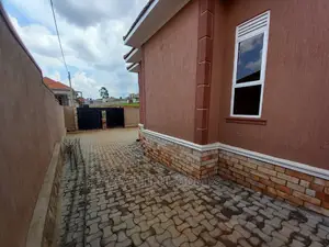 Furnished 4bdrm Bungalow in Gated Tarmack, Kira for Sale