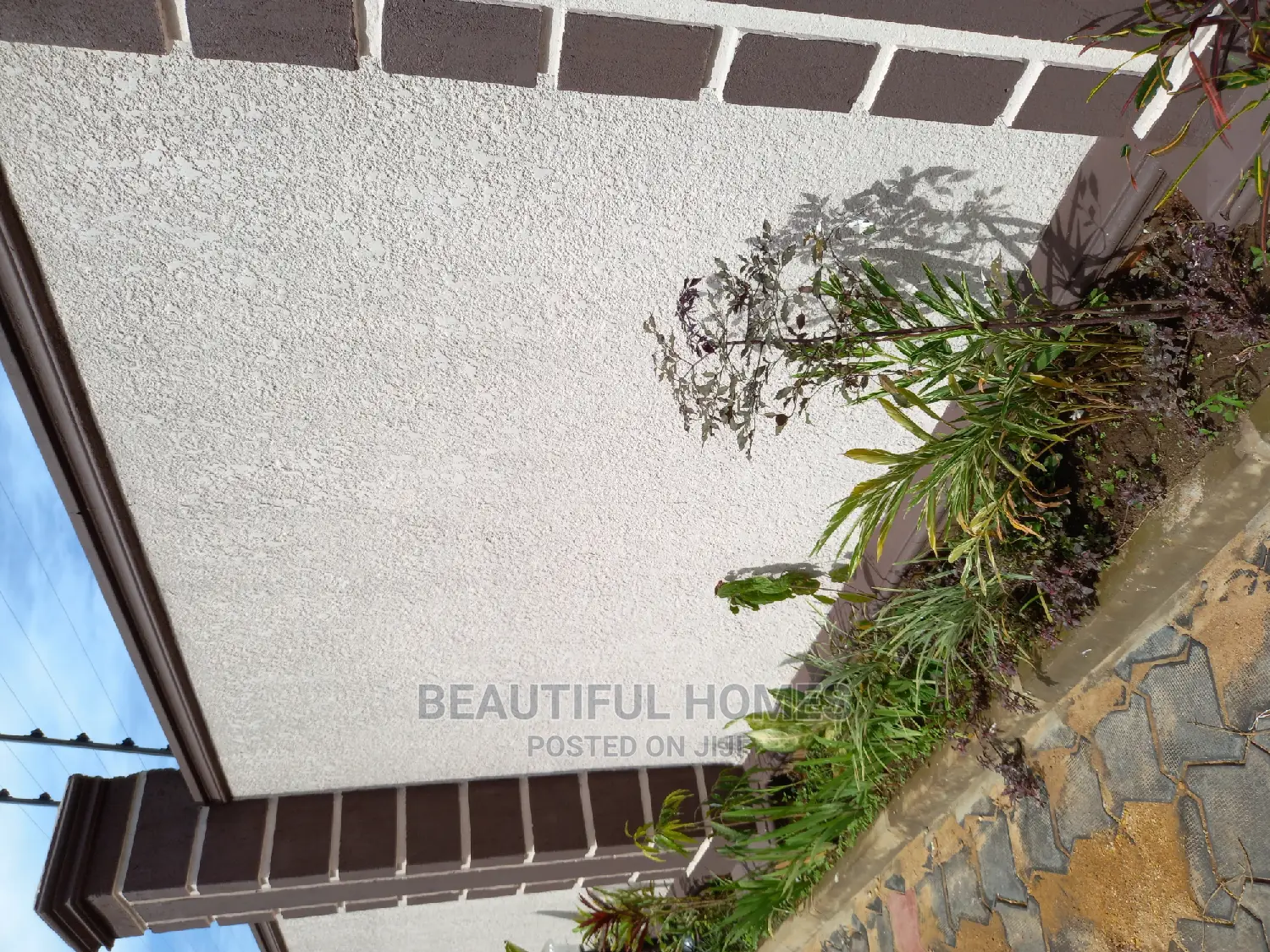 Furnished 2bdrm Block of Flats in Kisaasi, Nakawa for Sale