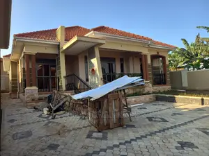Furnished 4bdrm Bungalow in Kira Minister'S for Sale