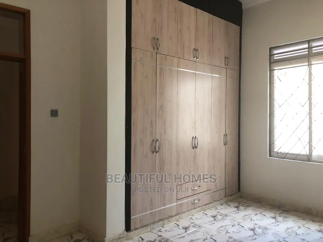 Furnished 2bdrm Apartment in Naalya, Central Division for Sale