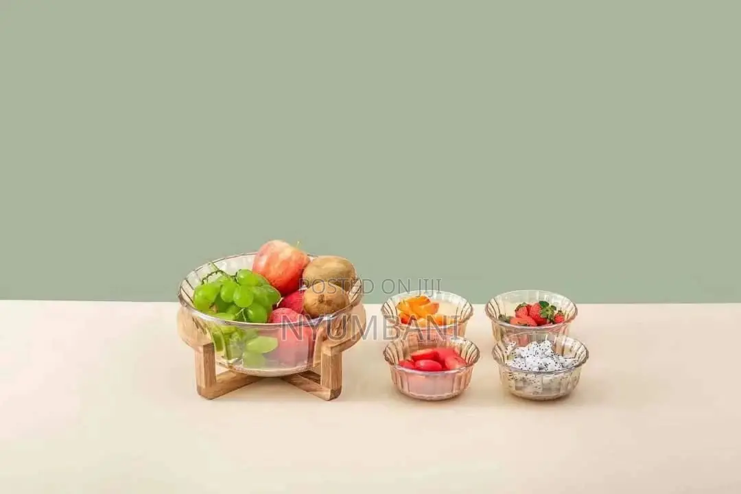 SALAD Bowls With Wooden Base