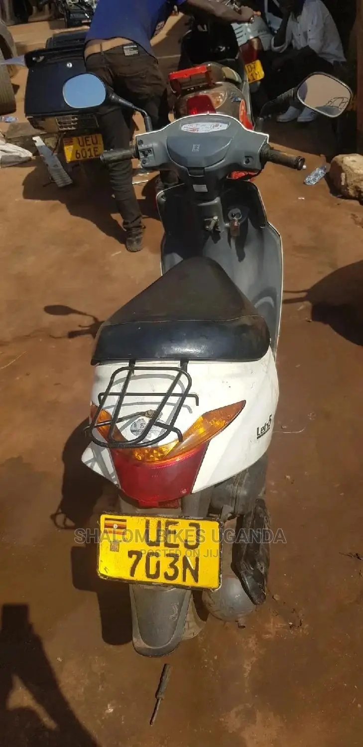 Suzuki 2017 White