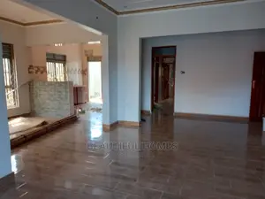 Furnished 4bdrm House in Kira for Sale