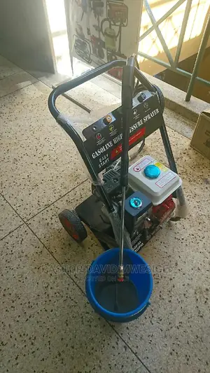Photo - 6.5hp Petrol Engine Car Washer