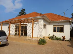 Furnished 4bdrm House in Tarmacked, Kira for Sale