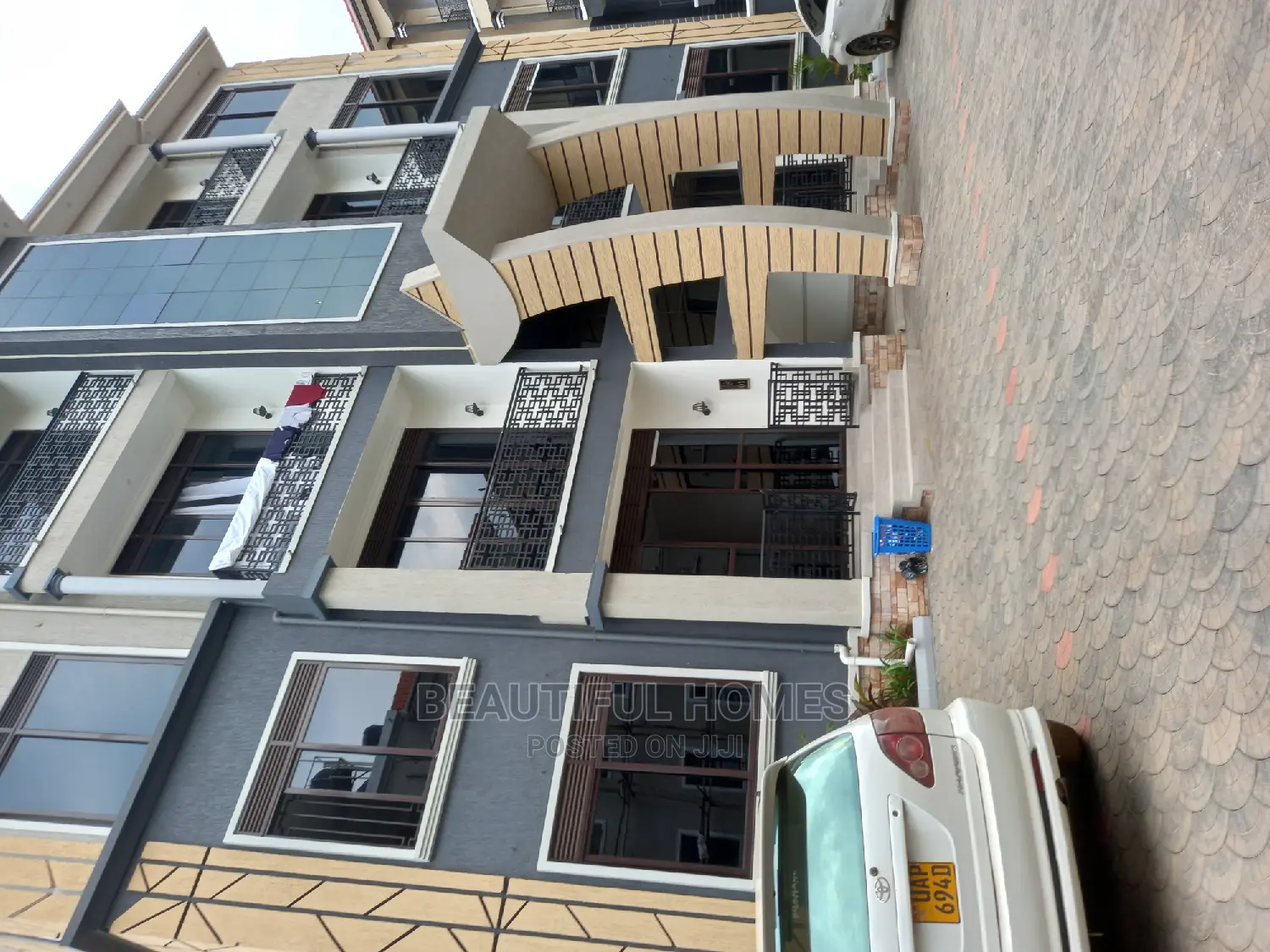 Furnished 2bdrm Apartment in Kisaasi, Central Division for Sale