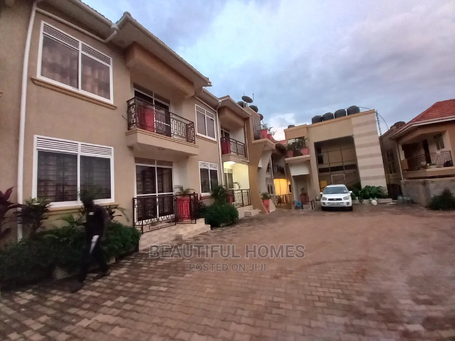 Furnished 2bdrm Apartment in Kisaasi, Central Division for Sale