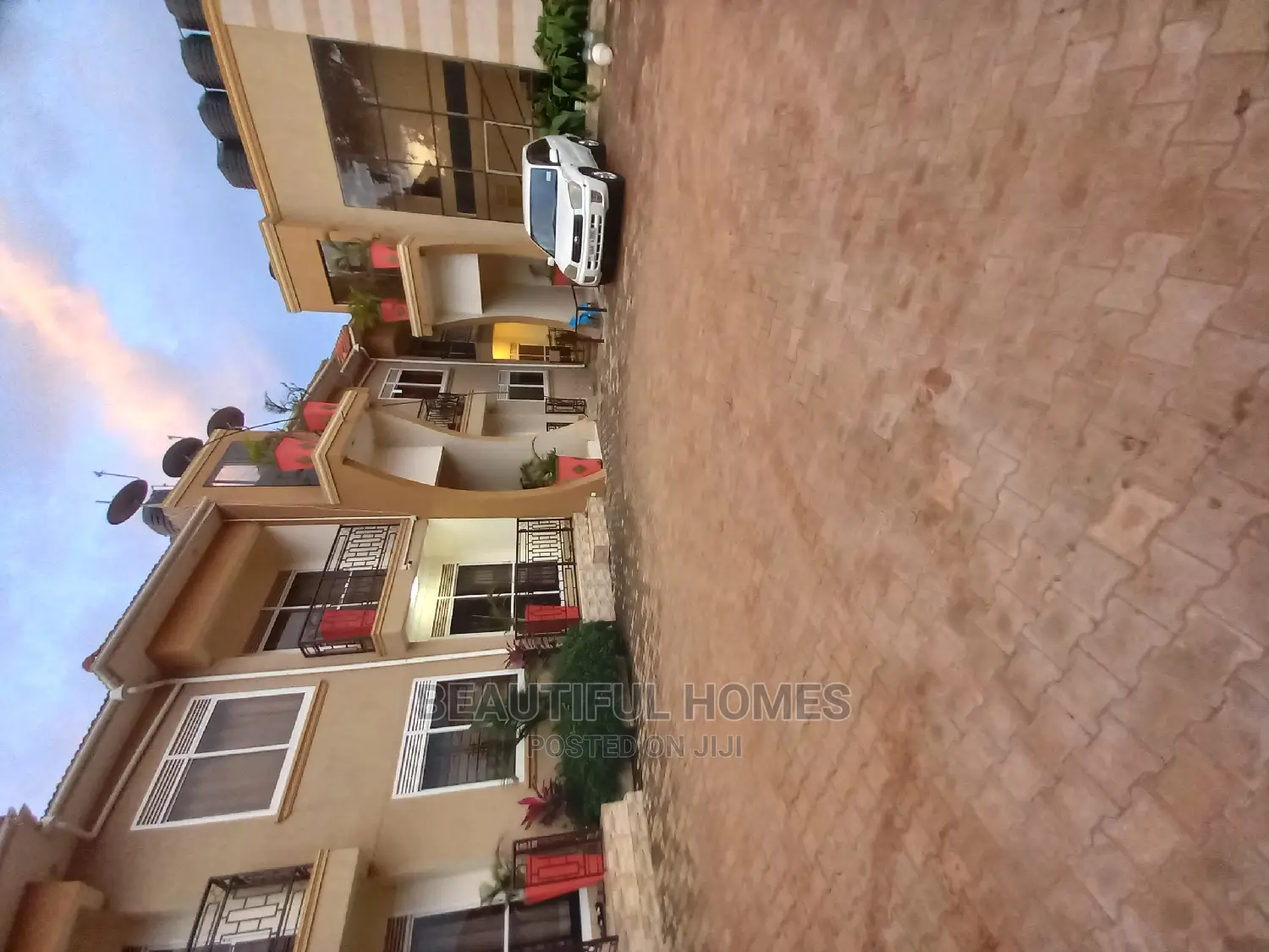 Furnished 2bdrm Apartment in Kisaasi, Central Division for Sale