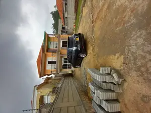 Furnished 4bdrm House in Kira Tarmack for Sale