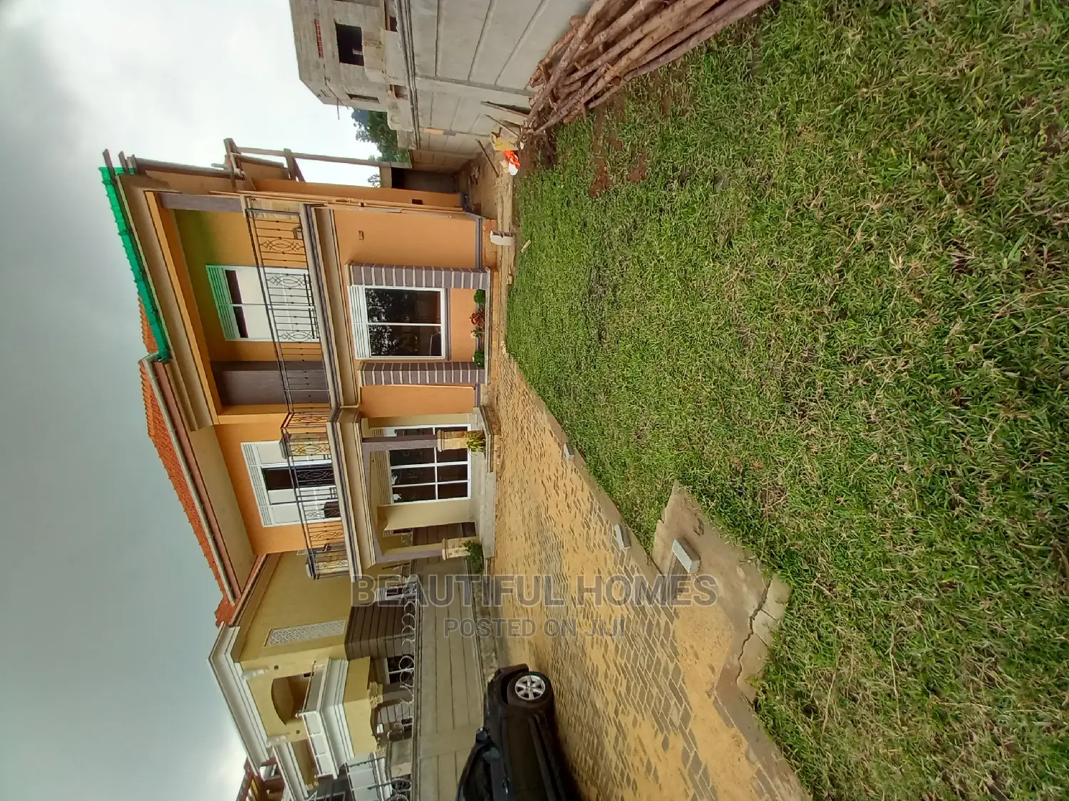 Furnished 4bdrm Mansion in Diplomat Village, Kira for Sale