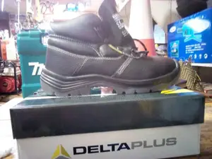 DELTA PLUS Safety Shoes.
