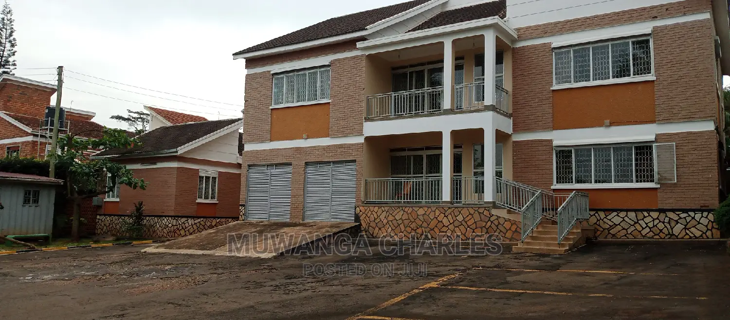 6bdrm Duplex in Fs Properties Ltd, Central Division for Rent