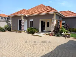 Furnished 4bdrm House in Kira for Sale