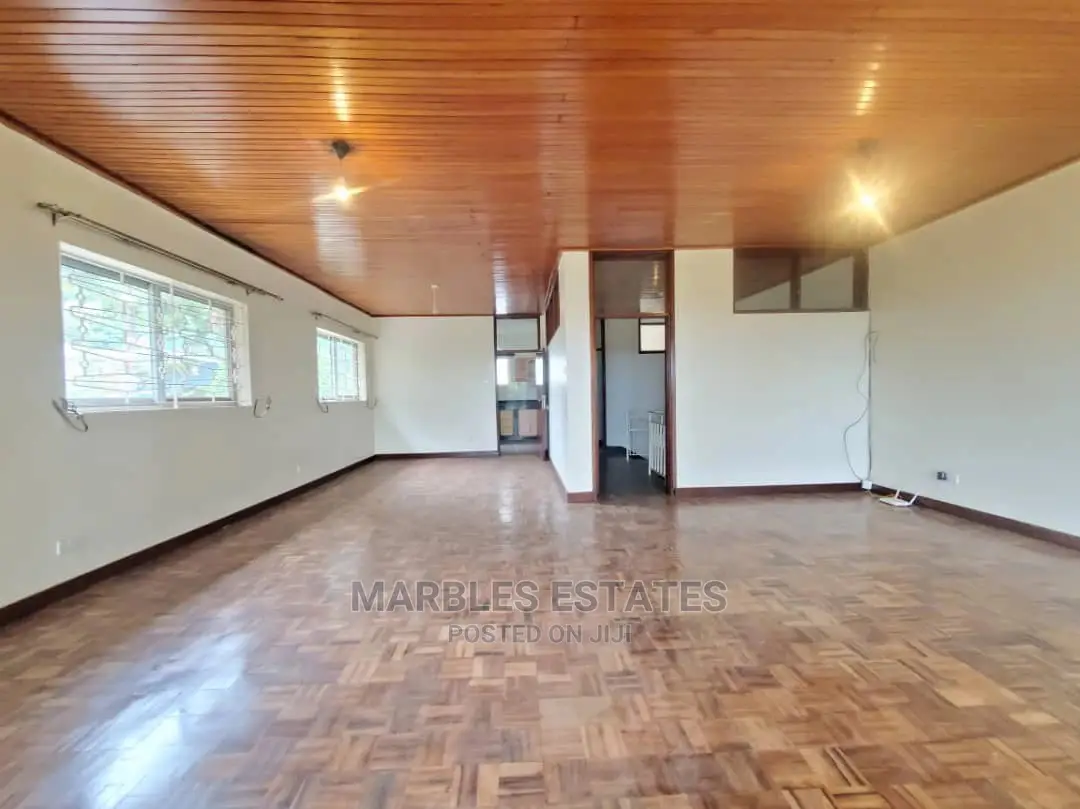 5bdrm Bungalow in Mbuya, Central Division for Rent