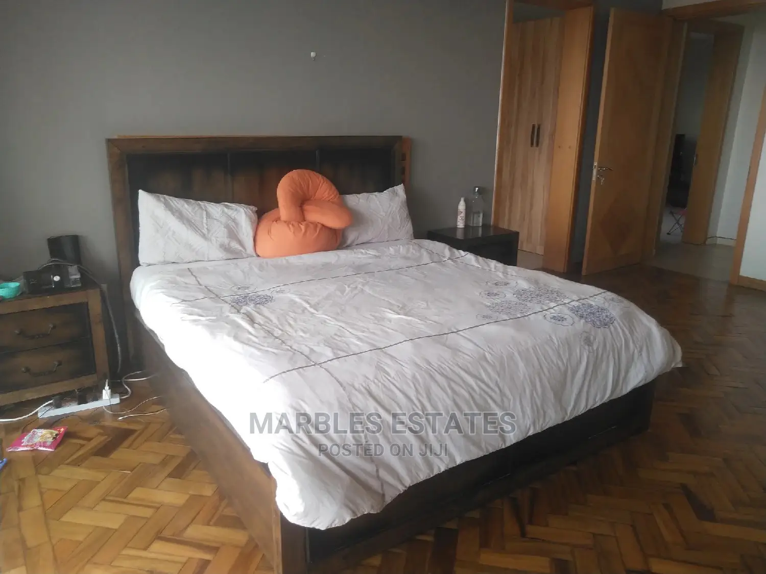 5bdrm Townhouse/Terrace in Mbuya, Central Division for Rent