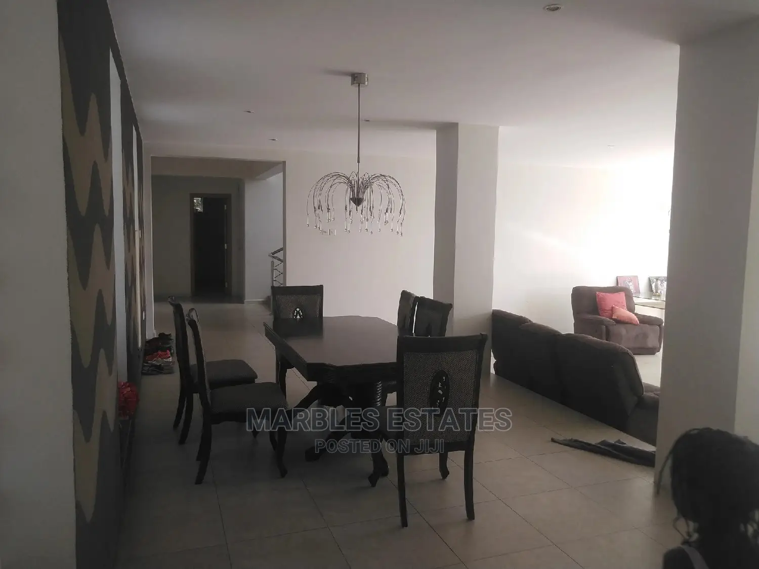 5bdrm Townhouse/Terrace in Mbuya, Central Division for Rent