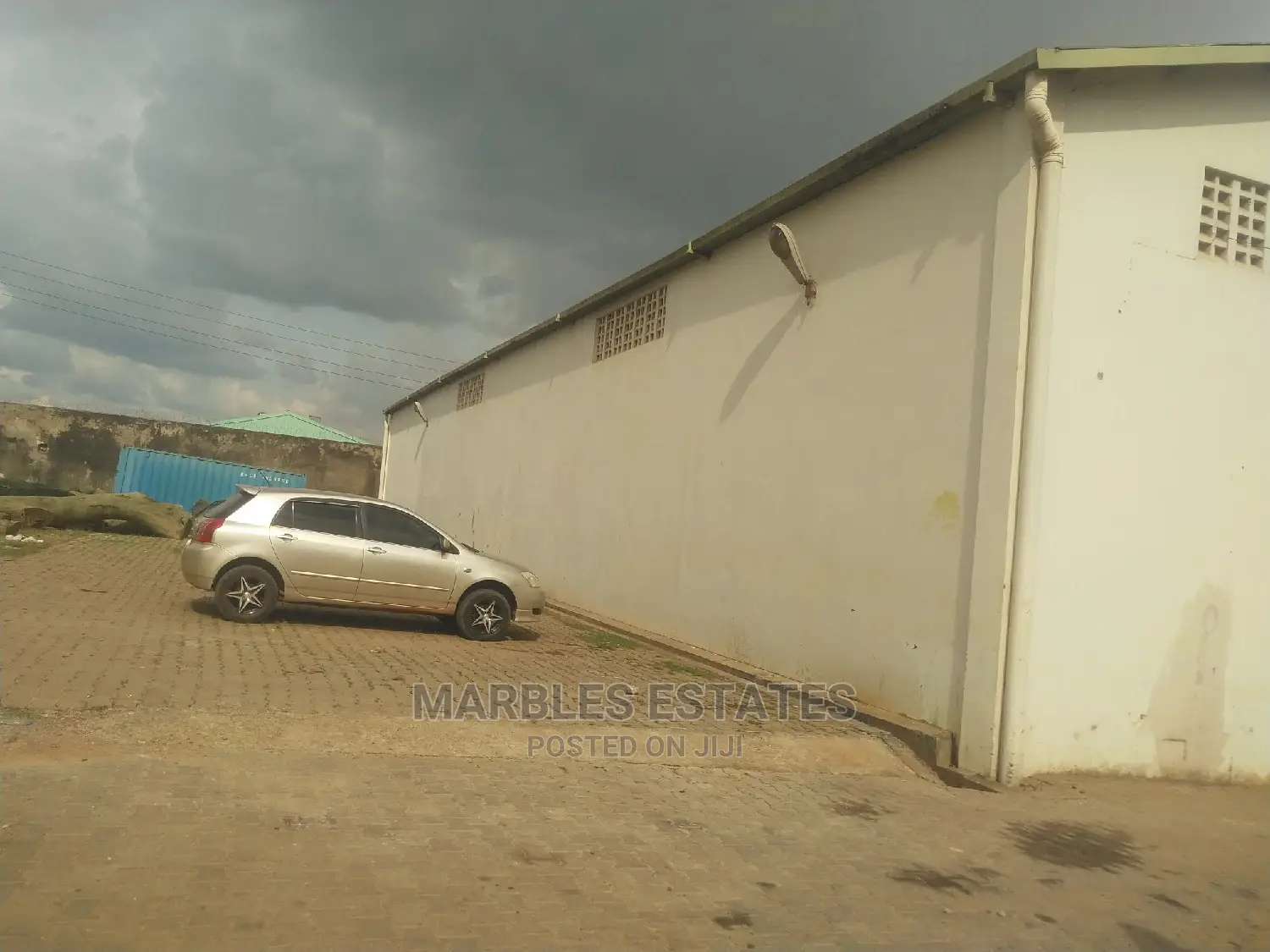 Warehouse for Rent Industrial Area 750 Square Meters