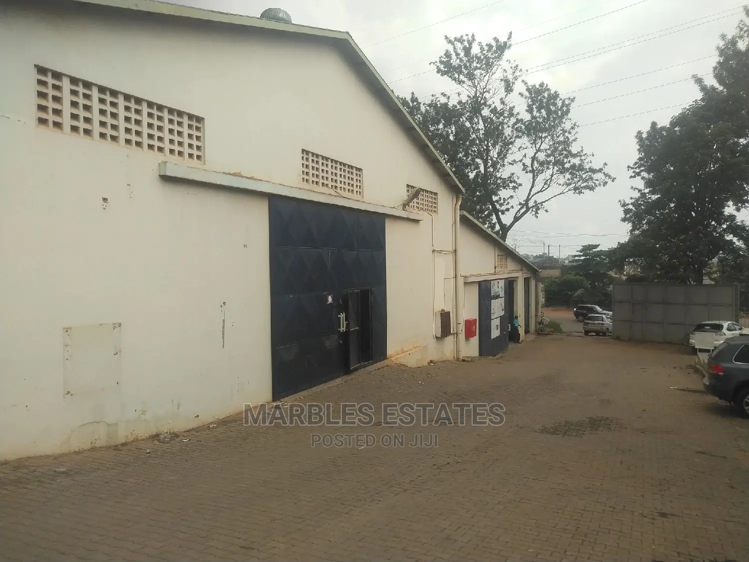 Warehouse for Rent Industrial Area 750 Square Meters
