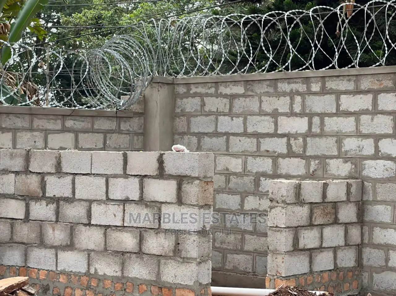 Warehouse and Showroomfor Rent in Kampala 1000 Square Meters