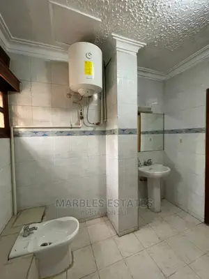 5bdrm House in Bugolobi, Central Division for Rent