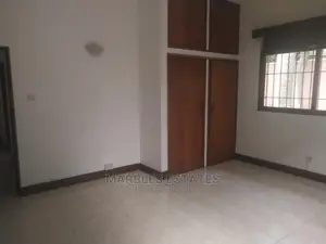 3bdrm Bungalow in Kololo, Central Division for Rent