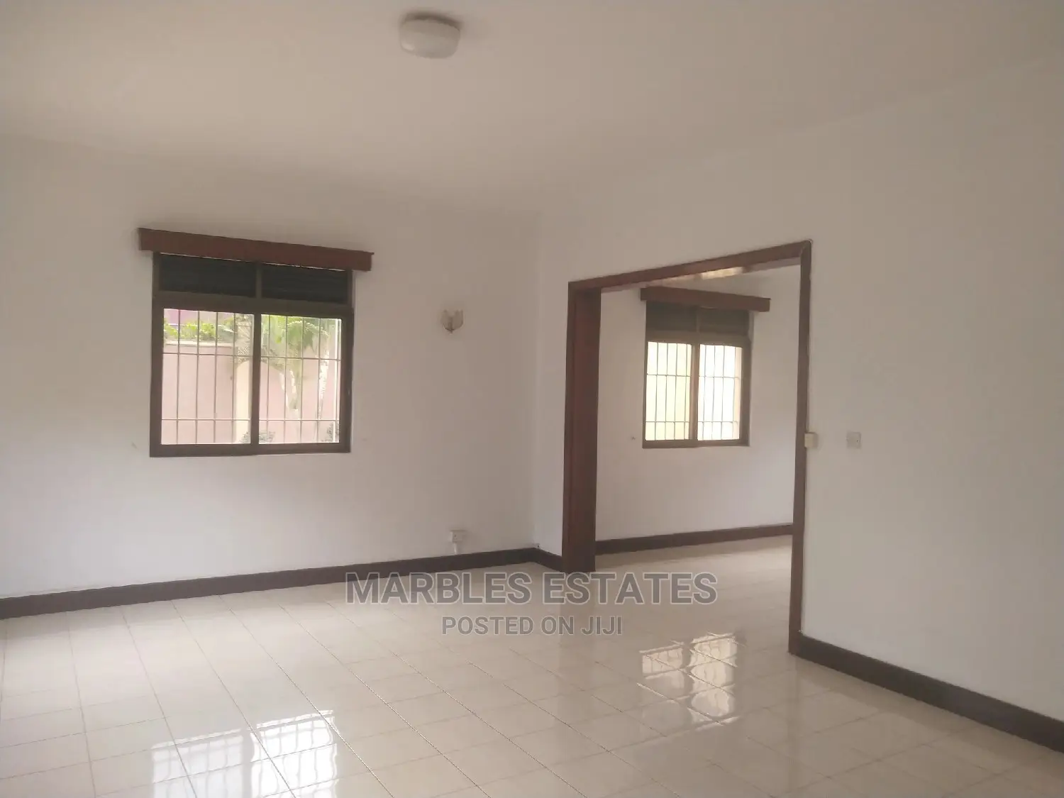 3bdrm Bungalow in Kololo, Central Division for Rent
