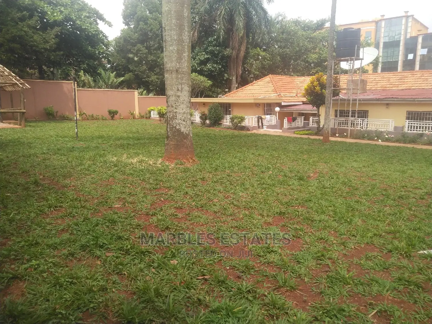 3bdrm Bungalow in Kololo, Central Division for Rent