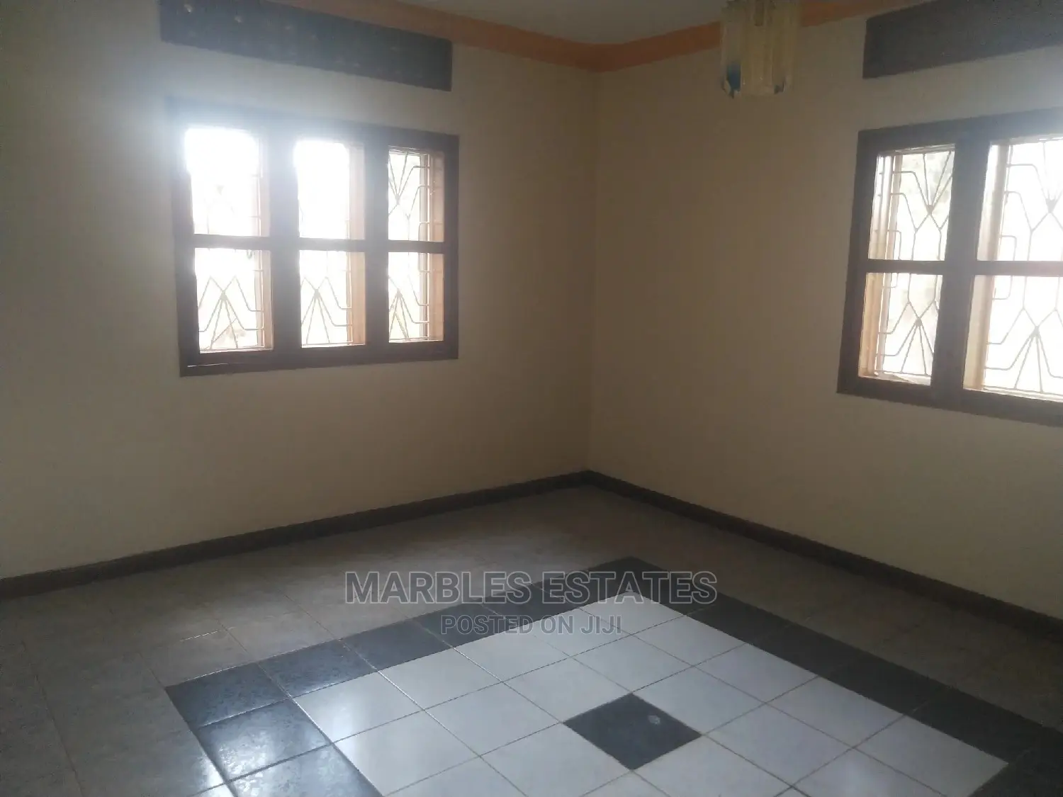 3bdrm Maisonette in Naguru, Central Division for Rent