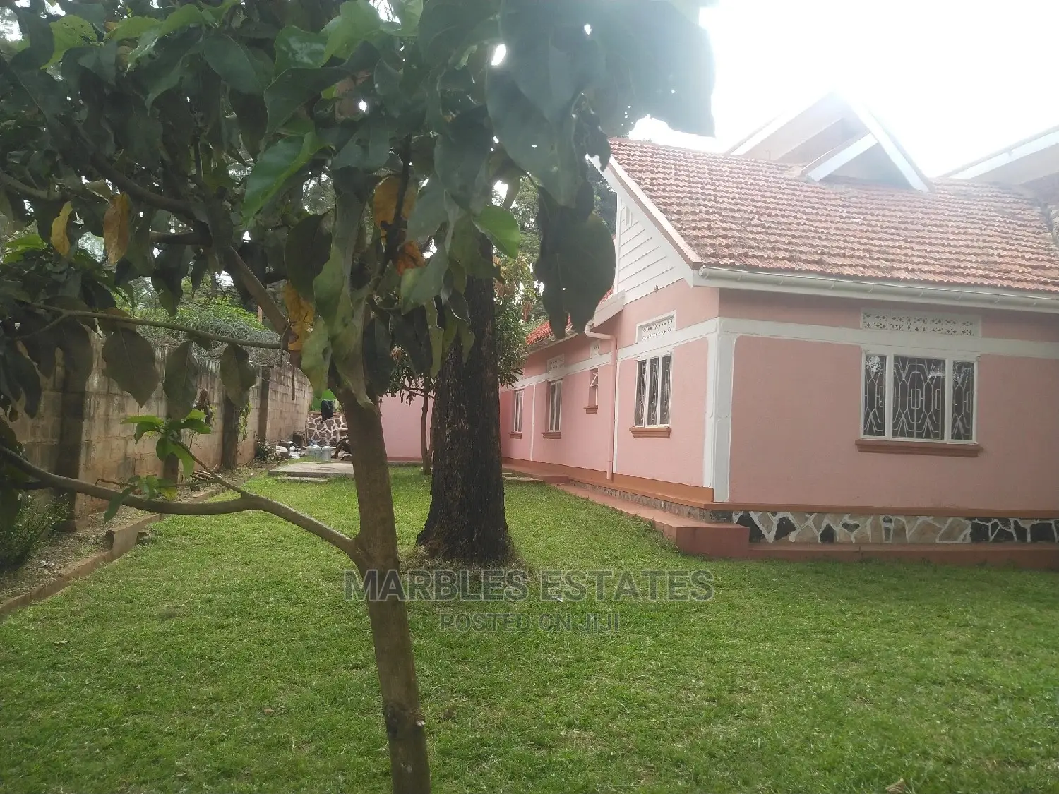 3bdrm Maisonette in Naguru, Central Division for Rent