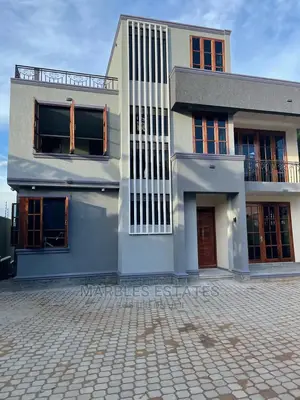 5bdrm House in Munyonyo, Central Division for Sale