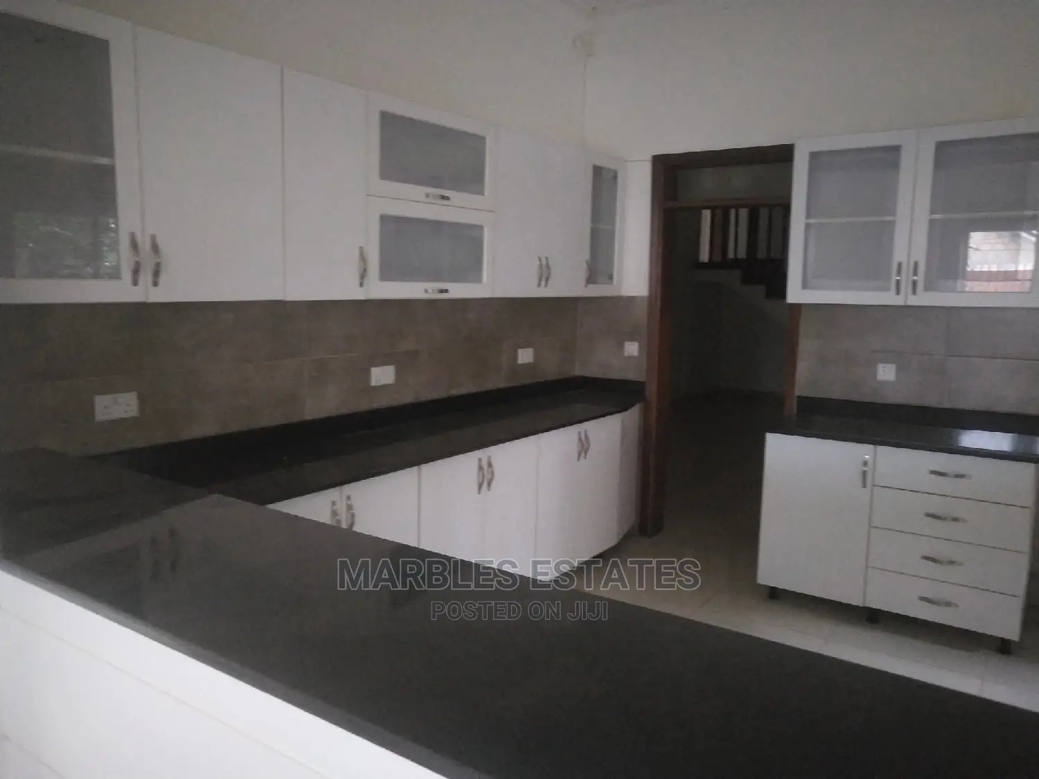 7bdrm House in Naguru, Central Division for Sale