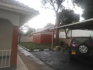 10bdrm House in Naguru, Central Division for Rent