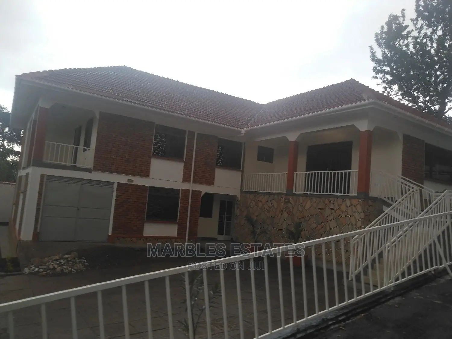 10bdrm House in Naguru, Central Division for Rent