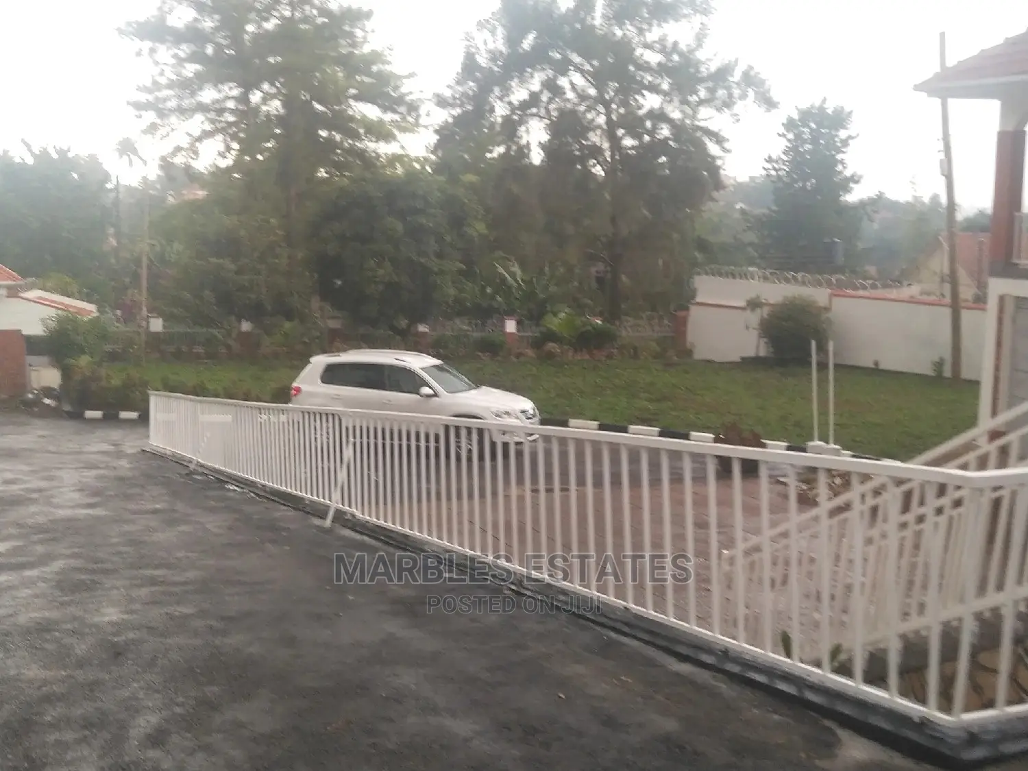 10bdrm House in Naguru, Central Division for Rent