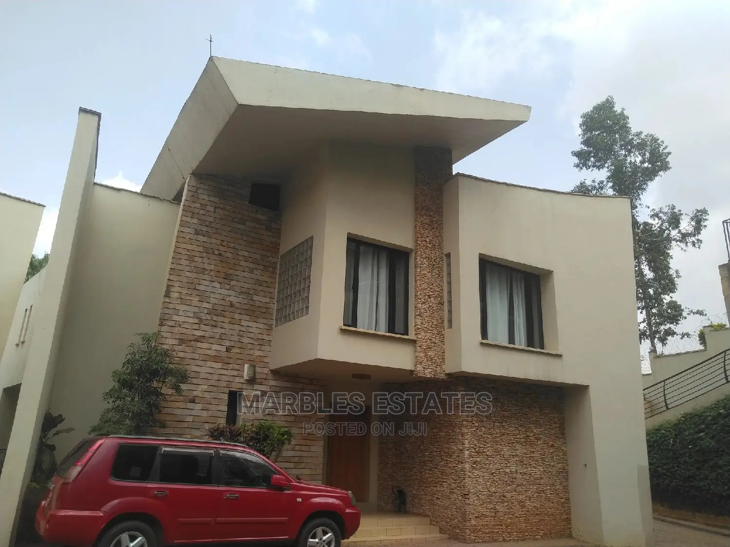 Furnished 2bdrm Townhouse/Terrace in Naguru, Central Division for Rent