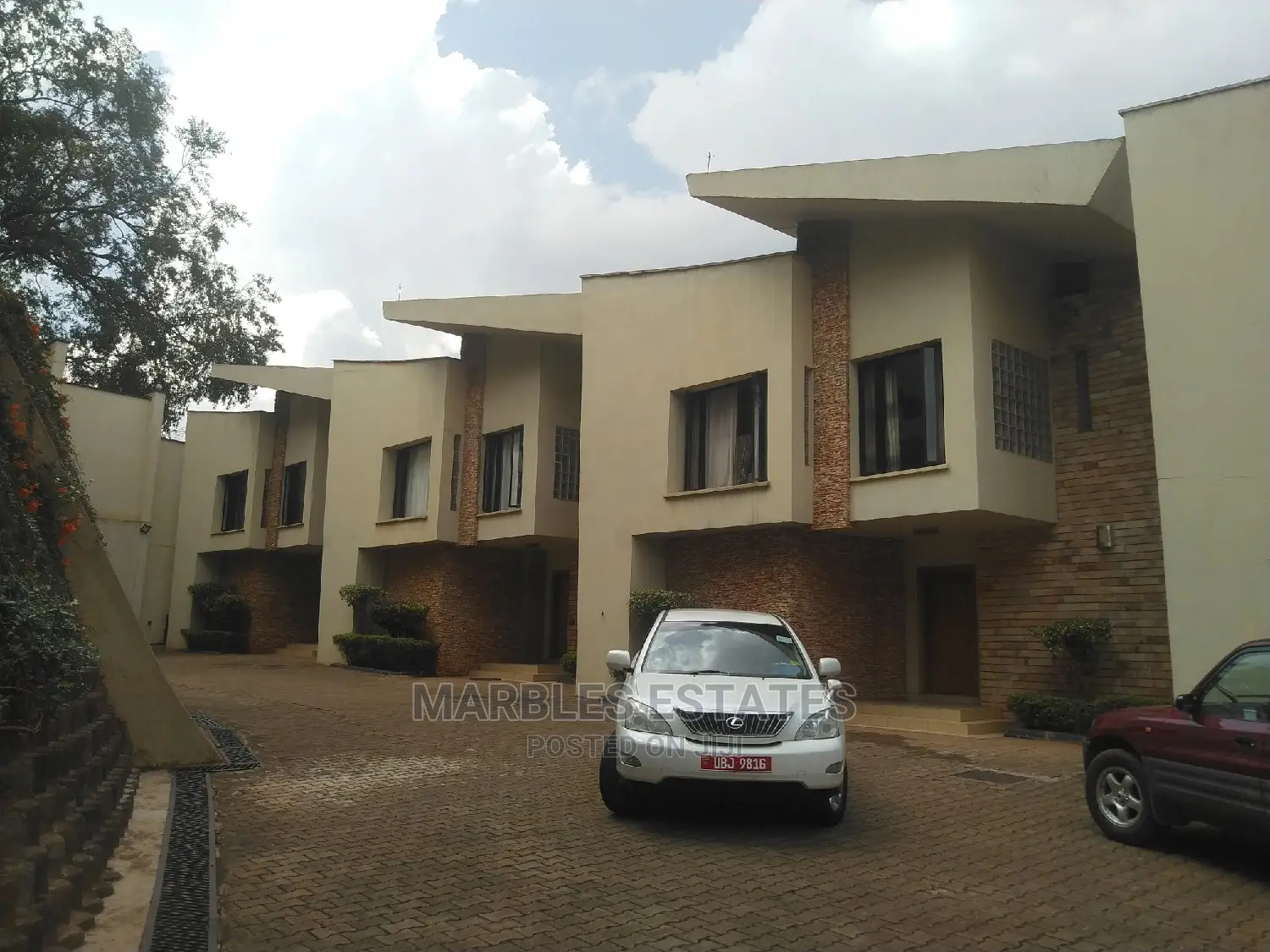Furnished 2bdrm Townhouse/Terrace in Naguru, Central Division for Rent