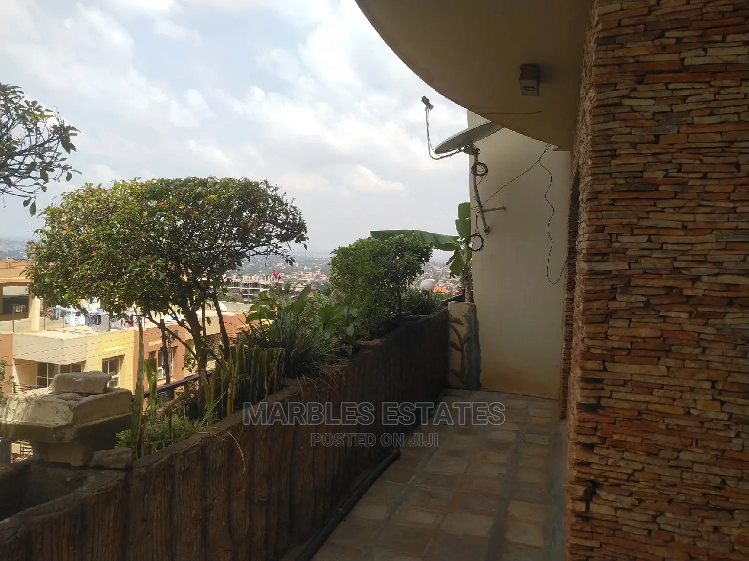 Furnished 2bdrm Townhouse/Terrace in Naguru, Central Division for Rent